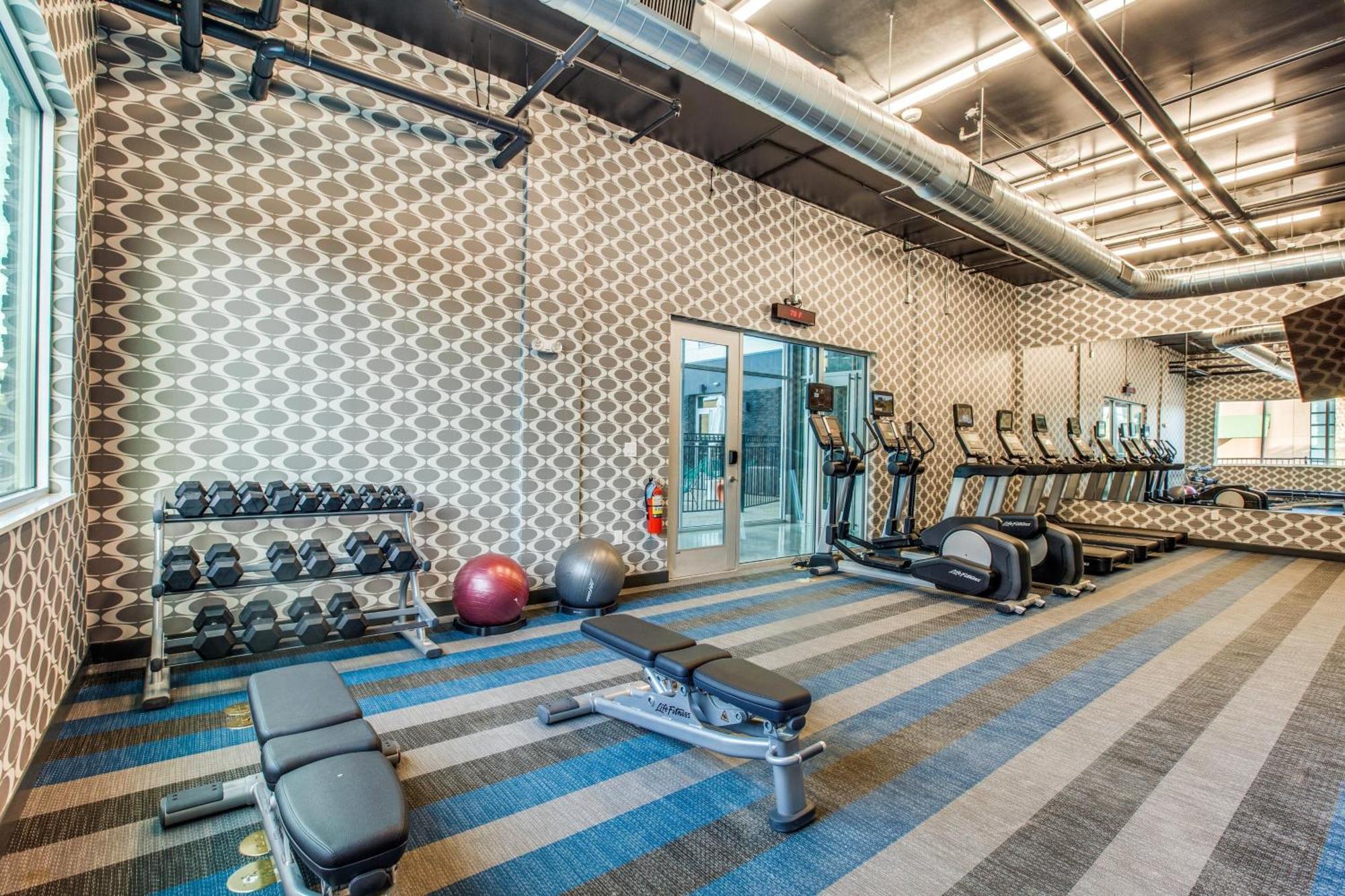 Aloft Dallas Arlington Entertainment District Екстер'єр фото